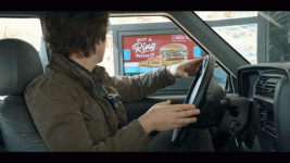 1689609871355.gif