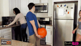 1691873186298.gif