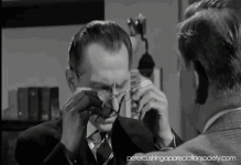 1696344352212.gif