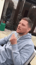 064D936E-2862-4F10-B733-F215A9CE1CF3.gif