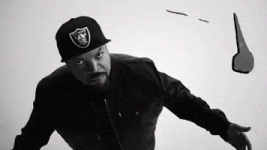 1712963678977.gif