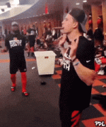 200w.gif