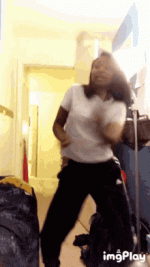 1726035225398.gif