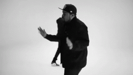 1740275183595.gif