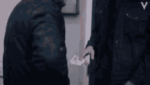 1745778116459.gif