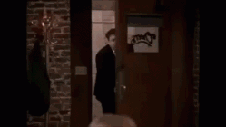 1747771775994.gif