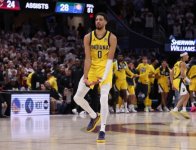 TNH-L-bknCavsPacersGame2-0507-77.jpg
