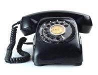 old-style-telephone-19718458.jpg